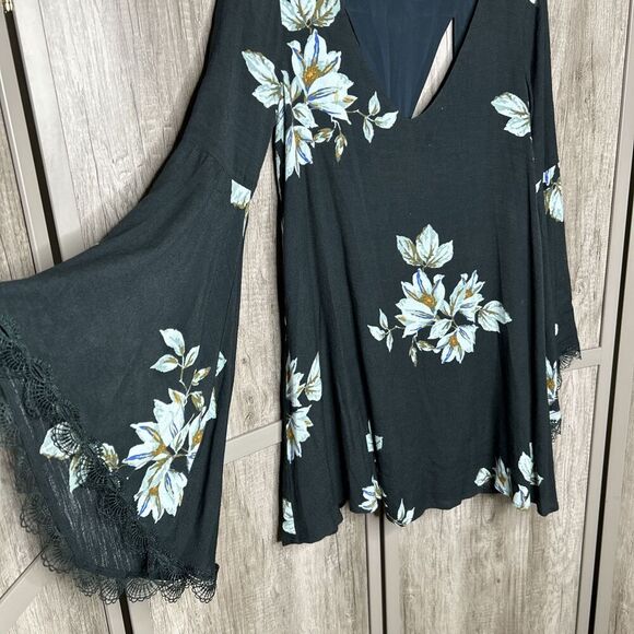 Free People Mini Dress Floral Print Lace Trim Sleeve Wanderer Back Cut Out Sz S - Picture 7 of 9